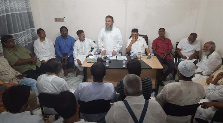 যশোর-চুয়াডাঙ্গা সড়কে শাপলা এক্সপ্রেস চলাচল বন্ধ করলেন নেতারা